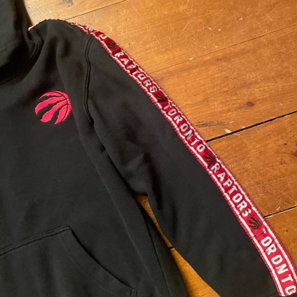 NBA Toronto Raptors Embroidered Hoodie Sweatshirt - Picture 5 of 10
